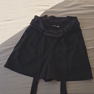 Black  stretchy dress shorts